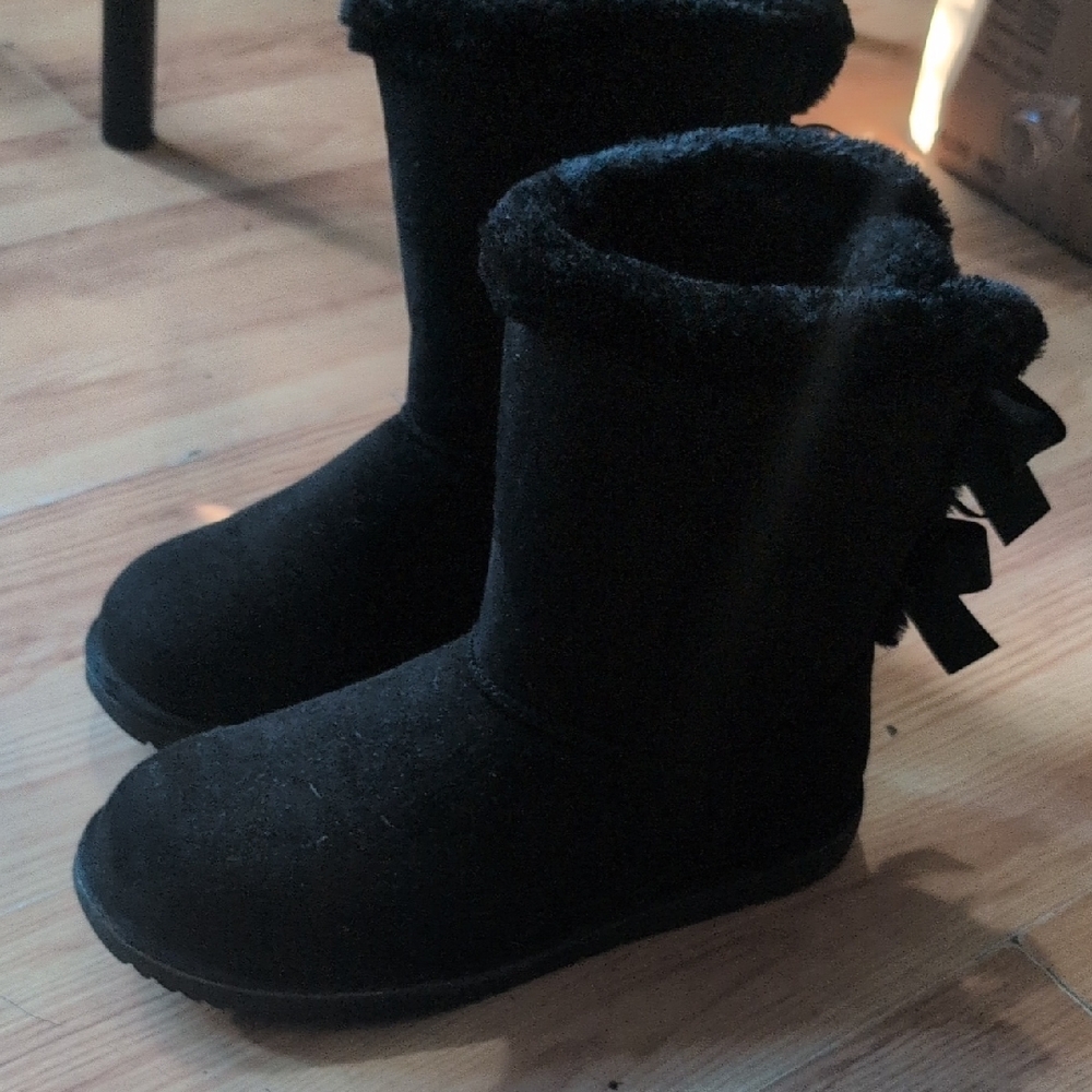 Audrey Black Winter Boots with Bow Detail